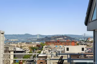 Photo #2: 425082479 Listing