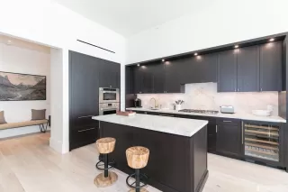 Photo #3: 425082527 Listing