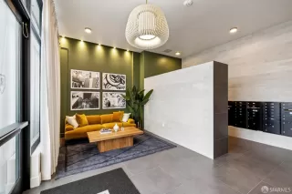 Photo #2: 425082645 Listing 