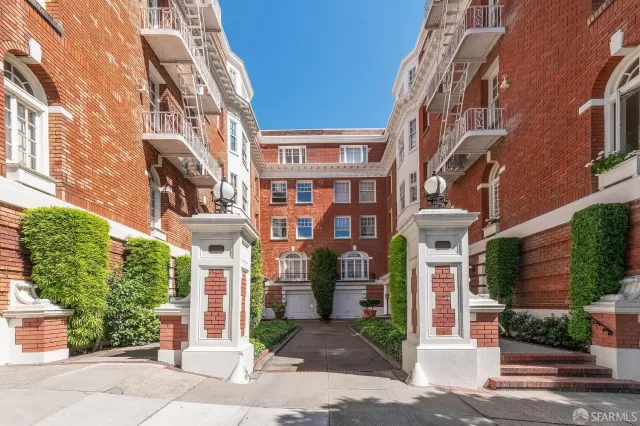 MLS: 425082680 Condo For Sale