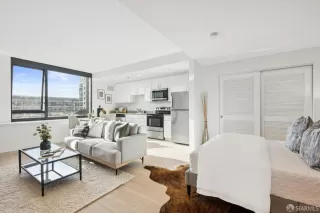 Photo #3: 425083040 Listing 