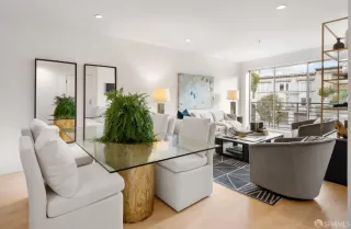 Photo #6: 425083131 Listing 