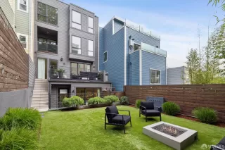 Photo #2: 425083449 Listing 