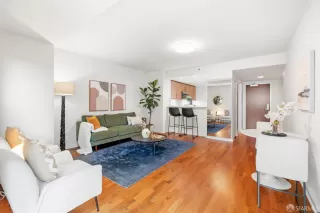 Photo #3: 425084345 Listing 