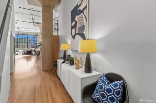 Photo #4: 425084606 Listing