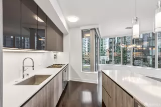 Photo #6: 425084613 Listing 