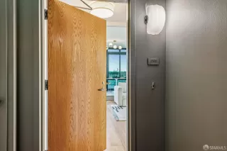 Photo #2: 425085081 Listing 