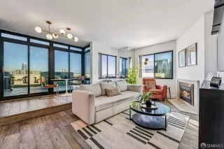 Photo #4: 425085081 Listing 