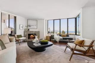 Photo #6: 425085315 Listing