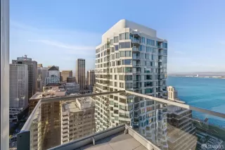 Photo #3: 425085487 Listing