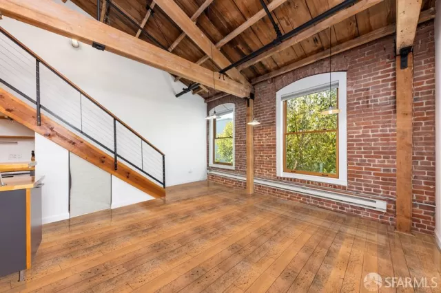 MLS: 425086143 Condo For Sale