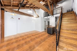 Photo #3: 425086143 Listing 