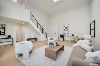 Photo #4: 425086513 Listing 