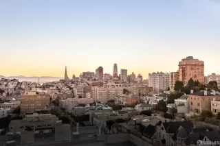 Photo #2: 425086890 Listing 