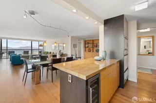 Photo #4: 425086901 Listing 