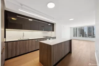 Photo #1: 425087142 Listing 