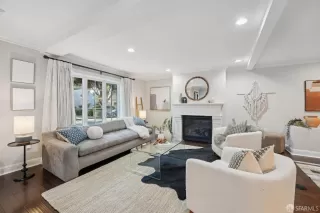 Photo #6: 425087276 Listing 