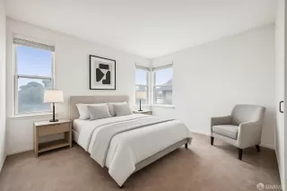 Photo #6: 425087565 Listing