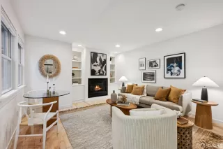 Photo #2: 425087831 Listing 