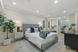 Photo #4: 425087871 Listing 