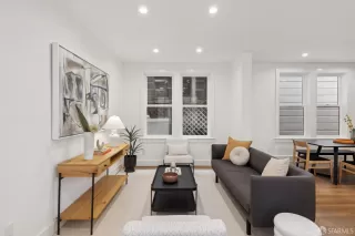 Photo #3: 425088022 Listing