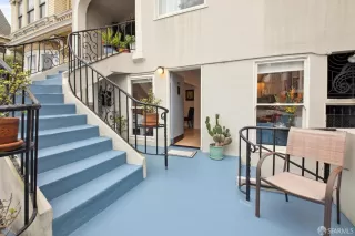 Photo #3: 425088086 Listing