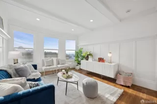 Photo #2: 425088127 Listing