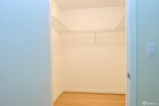 Photo #4: 425089022 Listing 