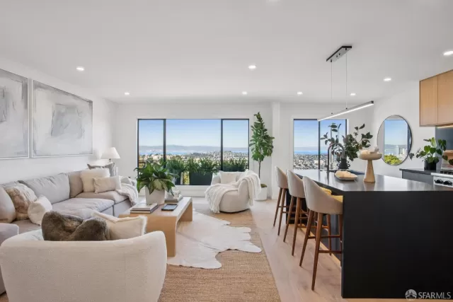 MLS: 425089308 Condo For Sale