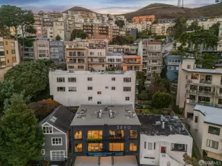 Photo #2: 425089308 Listing 