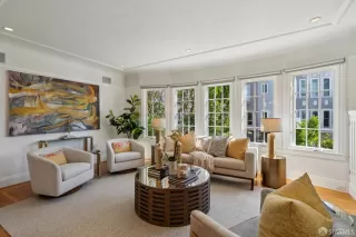 Photo #3: 425089515 Listing 