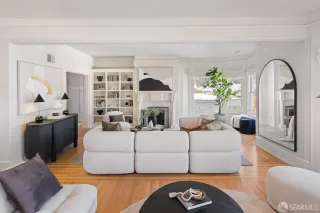 Photo #5: 425089887 Listing 