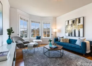 Photo #1: 425089998 Listing