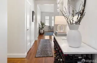 Photo #6: 425089998 Listing