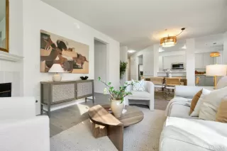 Photo #5: 425090053 Listing