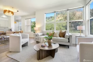 Photo #6: 425090053 Listing