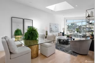 Photo #2: 425090309 Listing 