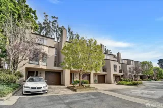 Photo #4: 425090680 Listing 