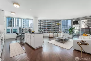 More Details about MLS # 425091175 : 301 MAIN STREET #5G