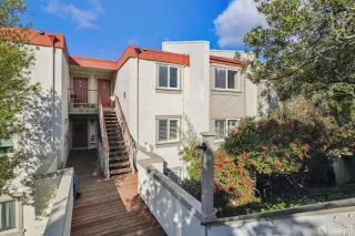 Photo #5: 425091411 Listing 