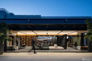 Photo #5: 425091464 Listing