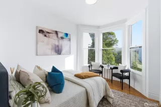 Photo #6: 425091508 Listing