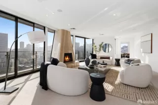 Photo #6: 425091773 Listing 