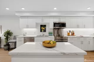 Photo #5: 425092188 Listing 