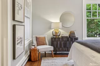 Photo #6: 425092604 Listing 