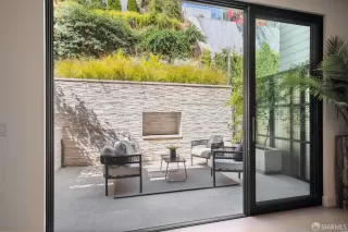 Photo #4: 425092944 Listing 