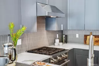 Photo #6: 425092944 Listing 