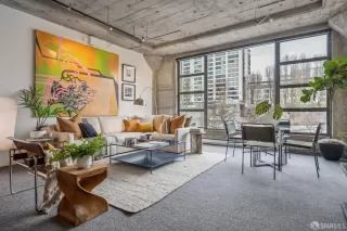 Photo #3: 425093003 Listing 