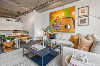 Photo #6: 425093003 Listing 