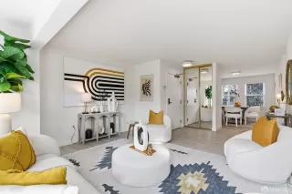 Photo #2: 425093128 Listing 